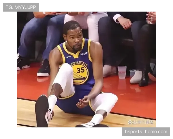 杜兰特挡拆制造错位提升得分效率 拉开与对手核心差距